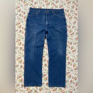 Wrangler, 36x30, Sewn pleat, cool look!
